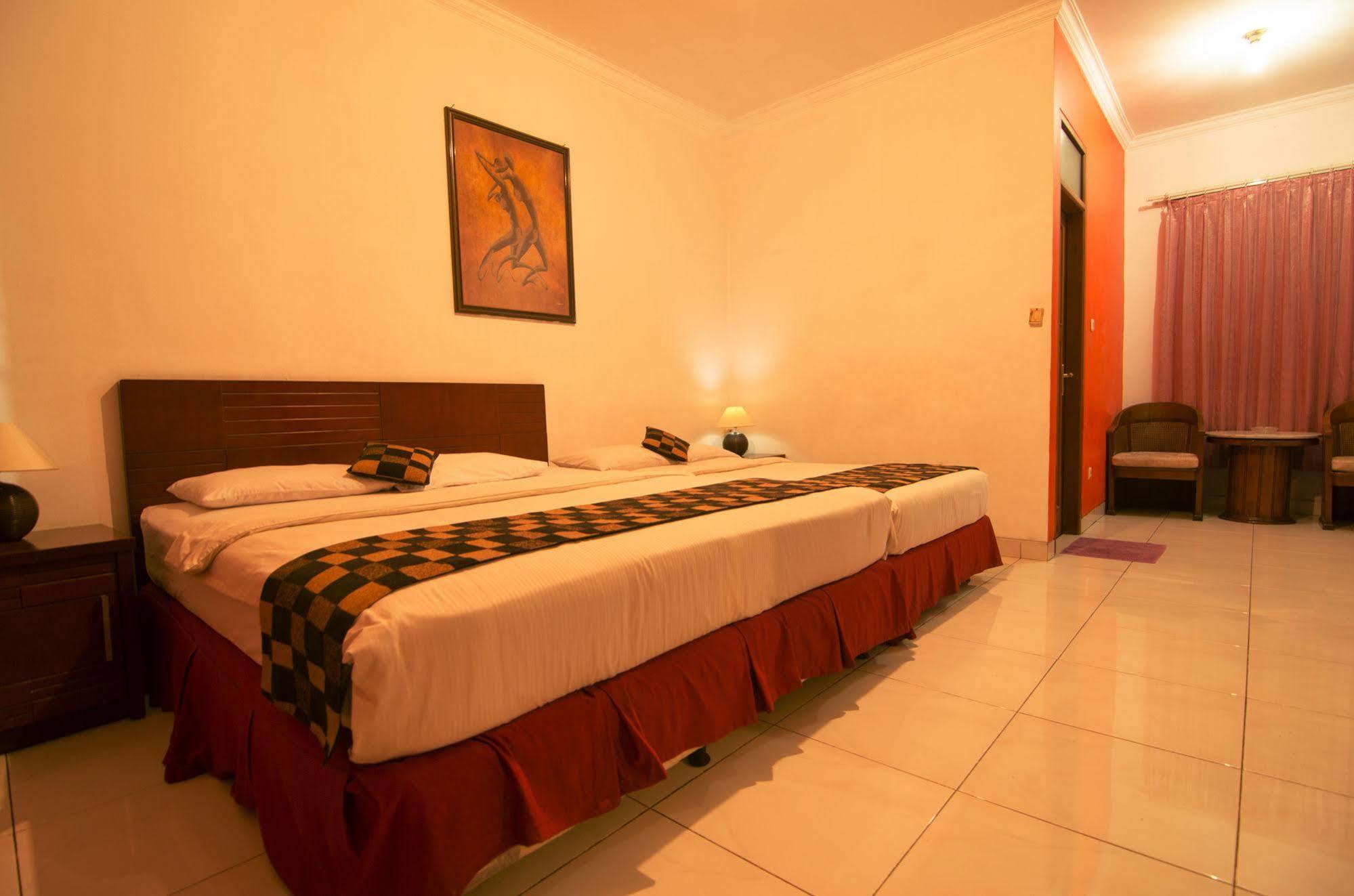 Fora Guest House Taman Lingkar Bandung Luaran gambar