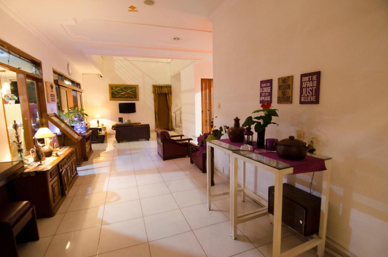 Fora Guest House Taman Lingkar Bandung Luaran gambar